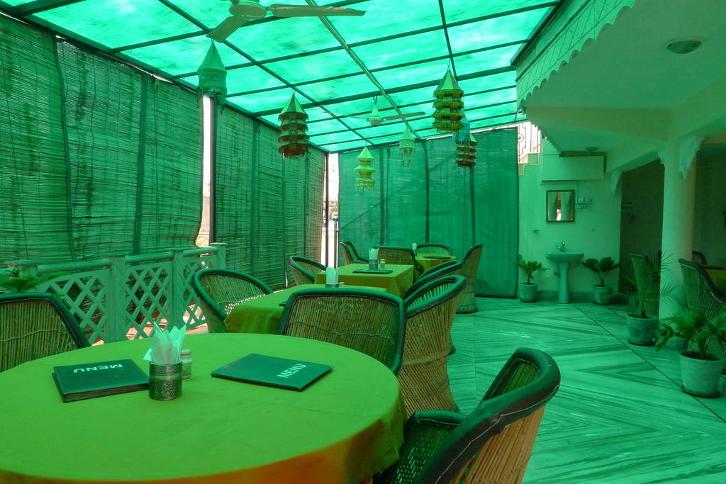Kiran Palace Hotel Udaipur Exterior foto